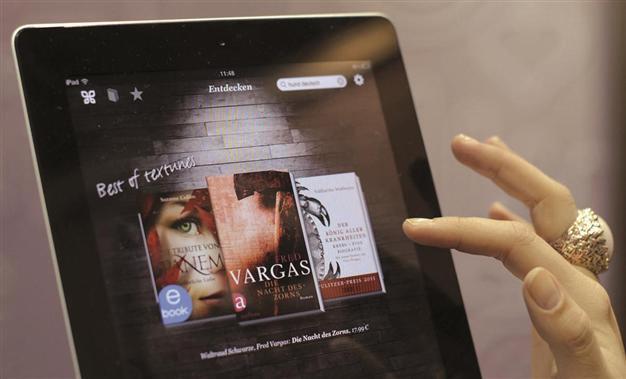 Apple conspires on e-book prices:Judge