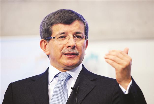 Erdoğan can go to Gaza with Abbas: Davutoğlu