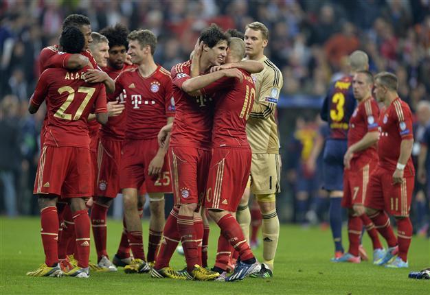 Bayern humiliates Barcelona with four-goal show