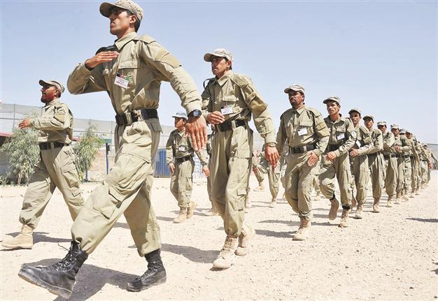 US mulls leaving no American troops behind in Afghanistan