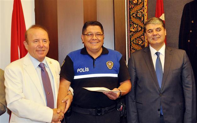 Police officers who worked at Gezi protests honored