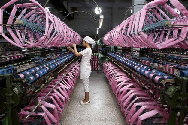 China to grow 7.6 pct in second half: paper