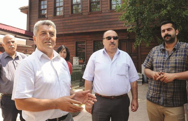 Alevis skeptical of Turkish governments plans