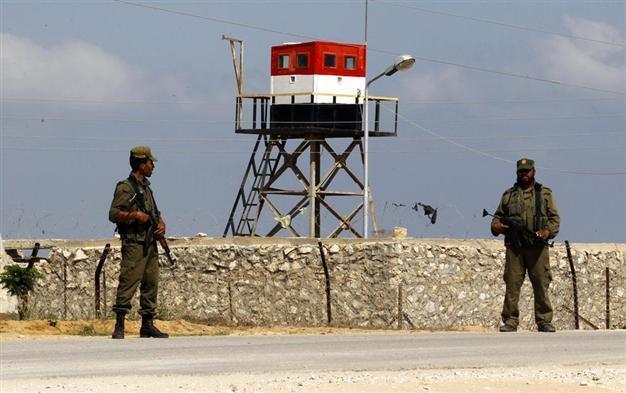Egypt army denies curfew in two North Sinai towns on Israel and Gaza border