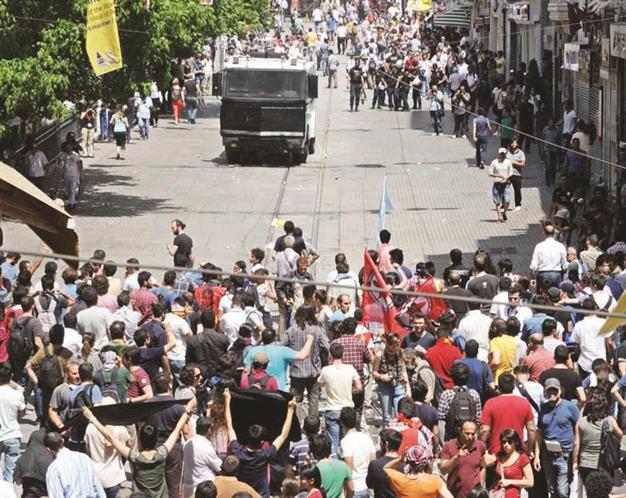 Local shopkeepers asked to declare losses from Gezi