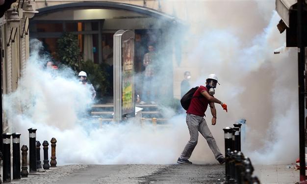 Harsh police crackdown empties Istanbul’s Gezi Park, Taksim Square