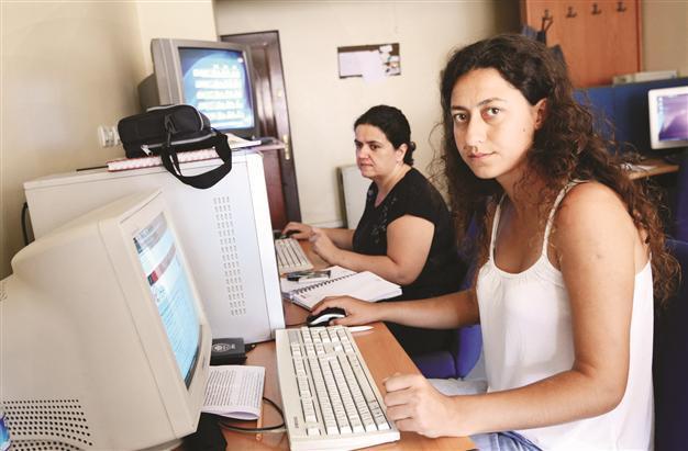 Female journalists ‘abused’ in custody in Turkey