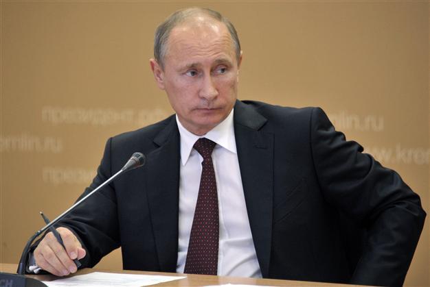 Russia-US ties more important than Snowden scandal: Putin