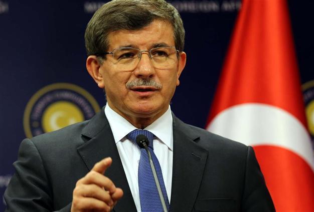 Turkish FM Davutoğlu calls on UN to act on Syria after border clashes