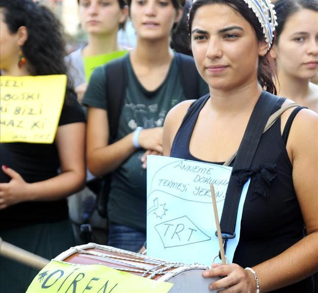 Turkish bars call on TV watchdog to sanction public broadcaster over pregnancy remarks