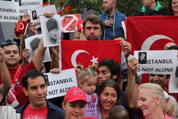Memo Okur snubs Turkish EU minister, saying he would only go to Gezi Park