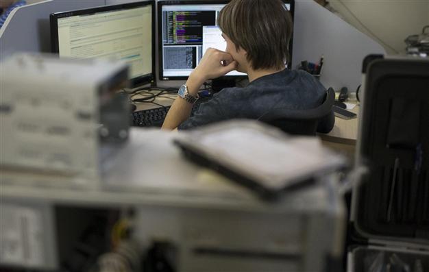US surveillance reports fuel debate over privacy
