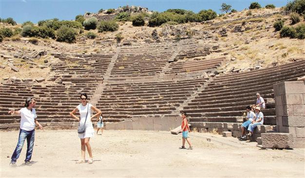 Ancient theater set for return in Assos