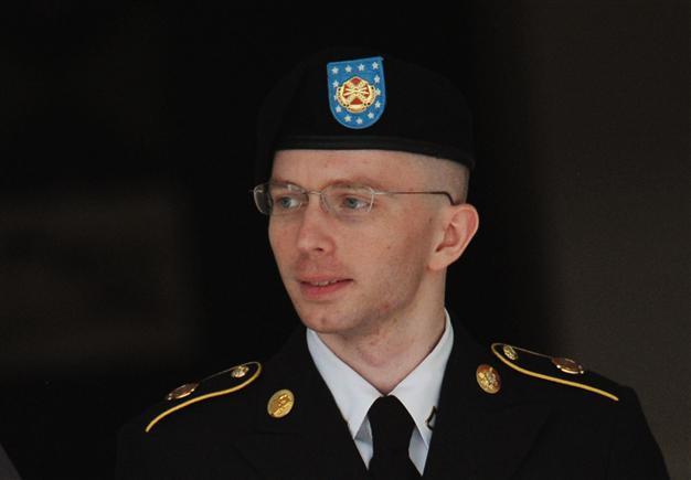 Manning a traitor, not a whistleblower, US prosecutor says