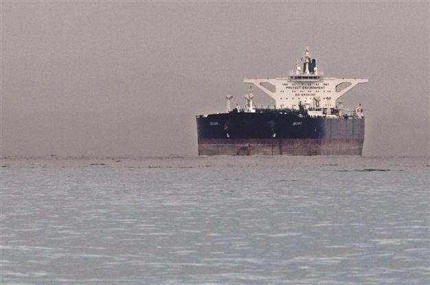US passes sanctions bill to hit Iran’s oil exports