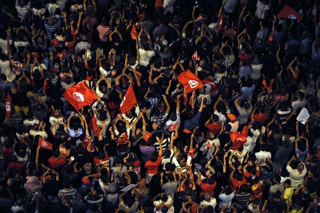 Elected assembly suspended deepening Tunisia crisis