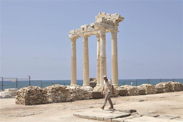 Temple of Apollo to be excavated again