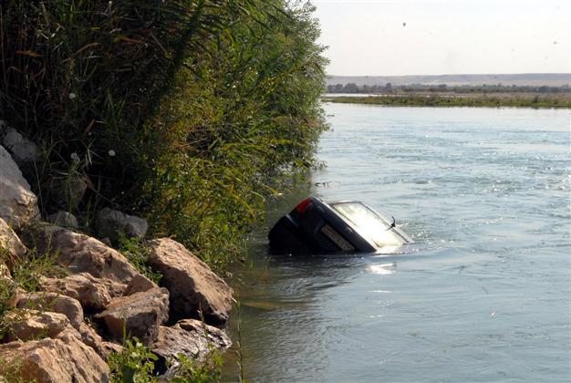 8 bodies found in river in eastern Turkey