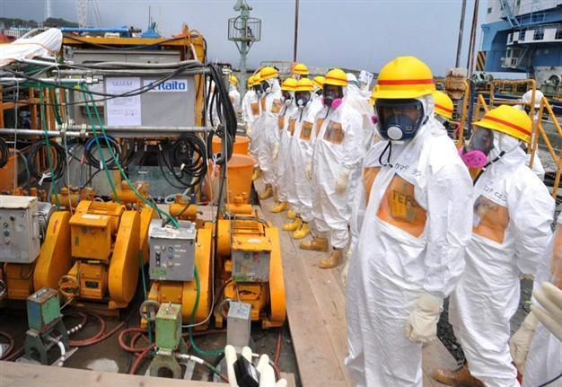 10 exposed to radiation at Japanese nuclear plant