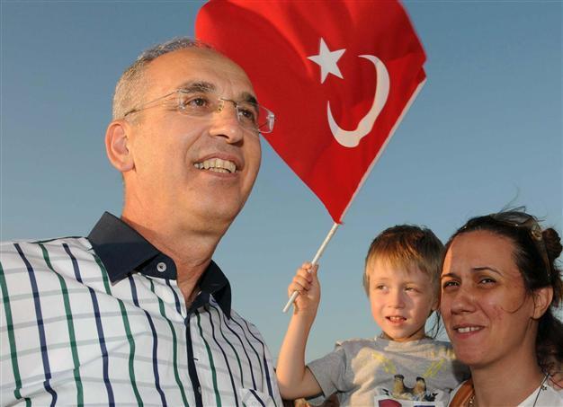 One Ergenekon convict surrenders, another returns to duty