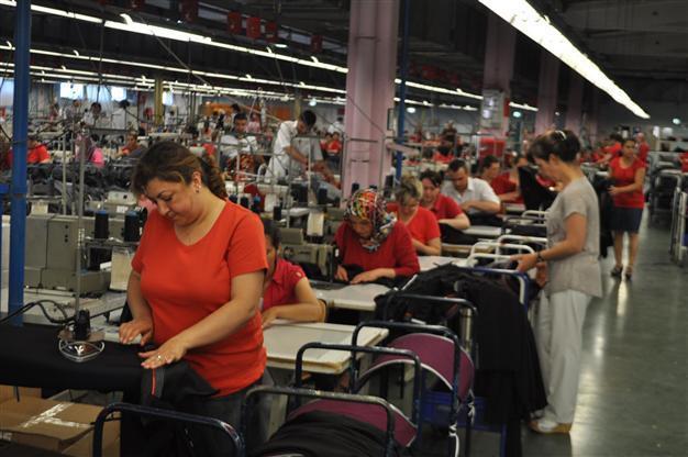 Turkish unemployment rebounds in May, still higher than last year