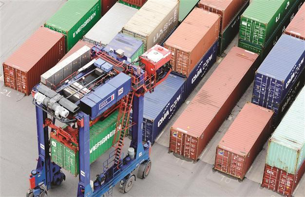 Turkey likely to miss current account target