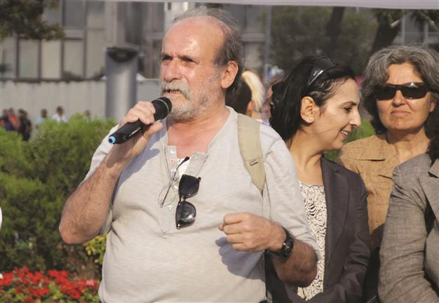 MP calls on Çiçek to oppose violence