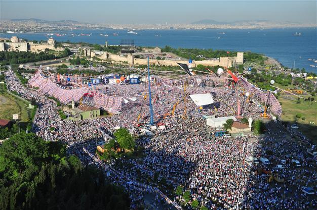 Ruling AKP launches election campaigh with rallies