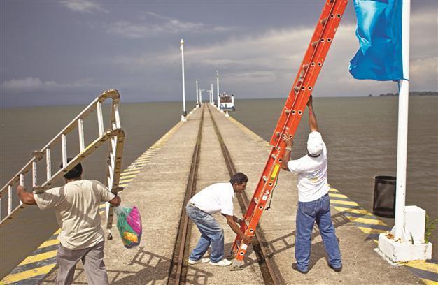Nicaragua approves rival to Panama Canal, work begins