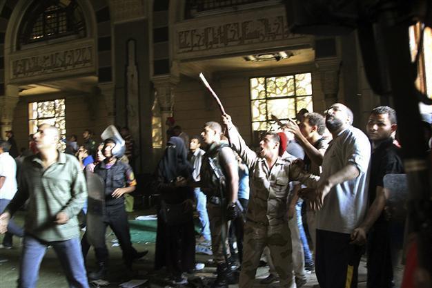AA reporter released, status of Turkish journalist remains unclear in Cairo