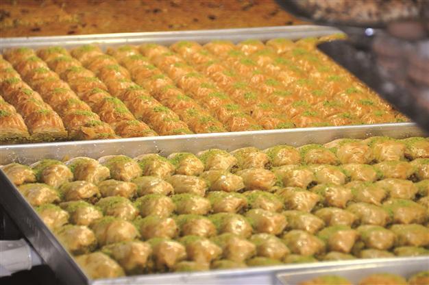 Turkeys Gaziantep close to patenting the baklava, its trademark sweet and syrupy delight