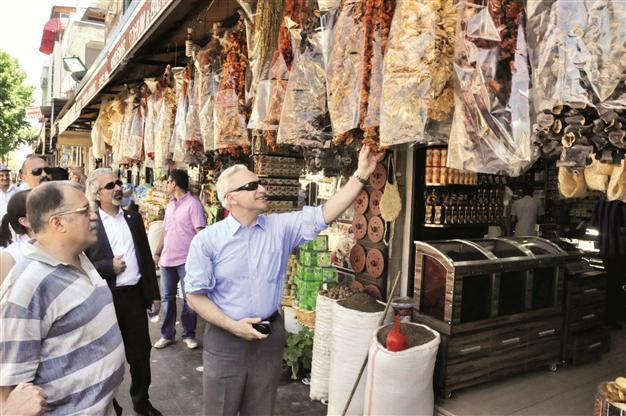 US envoy pledges full support in efforts to solve Kurdish problem
