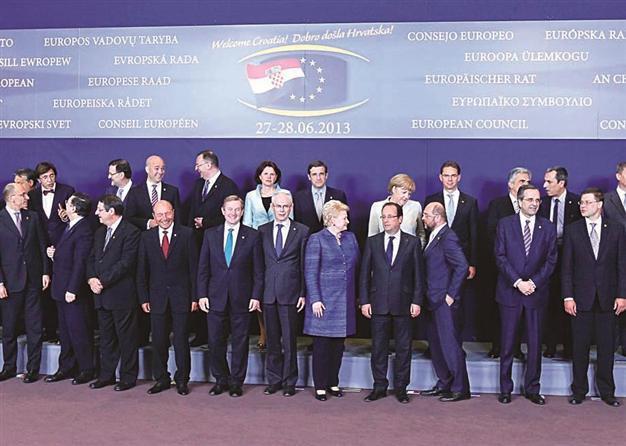 European leaders win breakthrough deal to ease youth unemployment