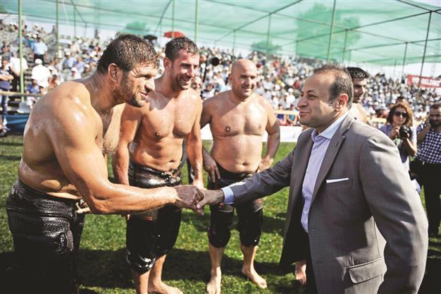 Turkish gov’t, opposition at odds over Olympics
