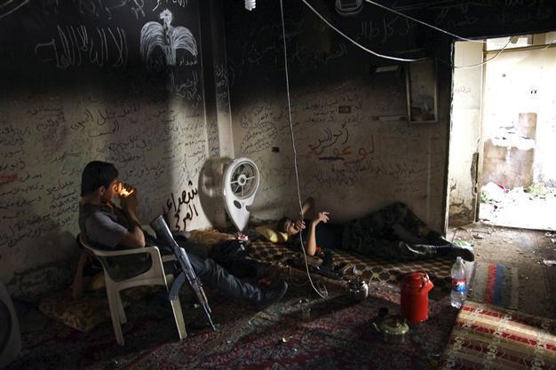 UN says thousands of Syrians fleeing to Iraq