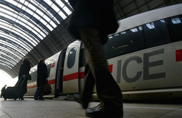Al-Qaeda targeting European rail network: report