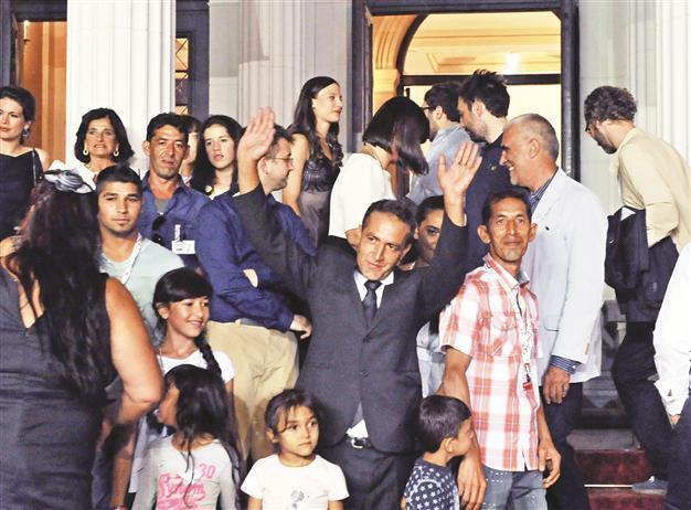 Bosnian films like a miracle, says Tanovic