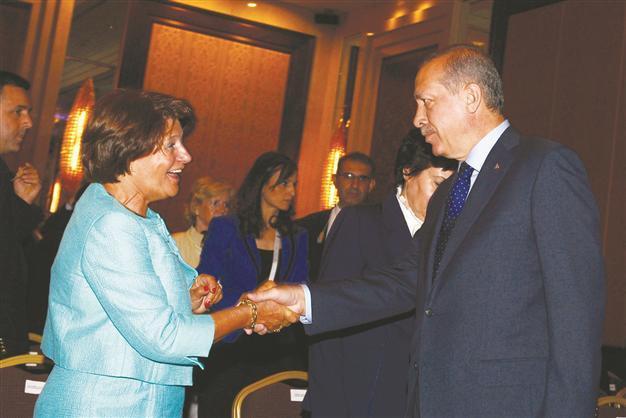 European Parliament rapporteur offers advice on Gezi unrest