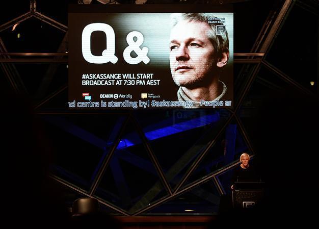 Assange files spying charges against US in Germany