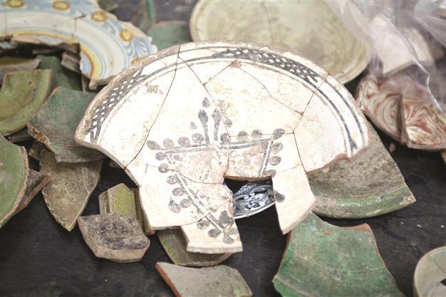 Ottoman ceramics found in İzmir agora