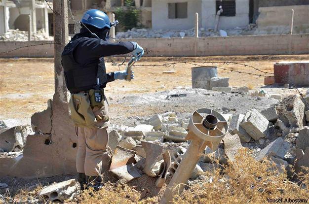 UN team takes samples from Syria chemical victims