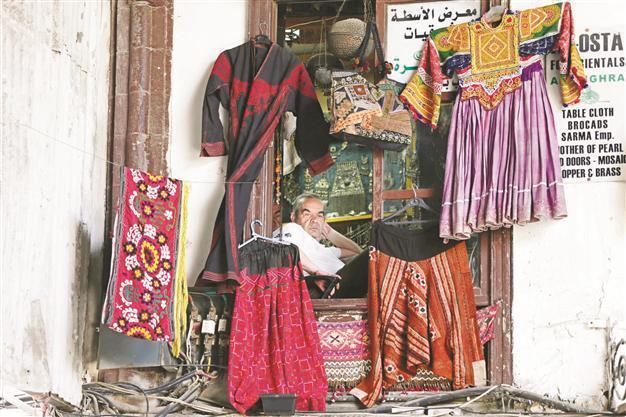 Syrian economy moves underground amid unrest