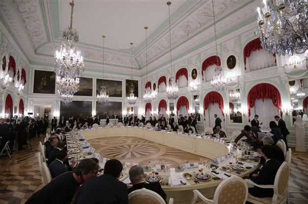 World powers fail to heal Syria rift at G20 dinner