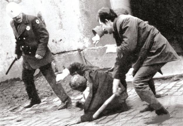 Protesting, alla turca, past and present