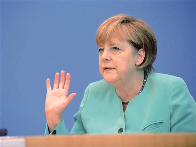 Merkel vows no shift in Turkey policy after ballot