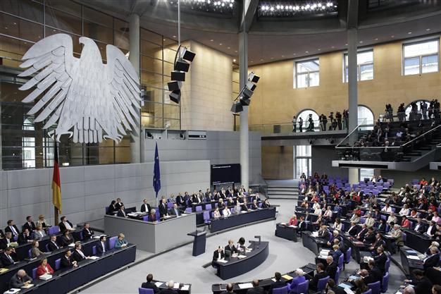 German police foil far-right model plane bomb plot