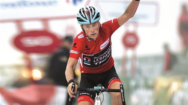Horner wins Vuelta as oldest