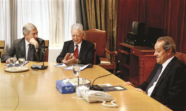 Main opposition CHP defends Egypt visit against gov’t disapproval