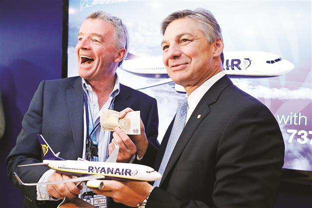 Ryanair profits fall as operating costs