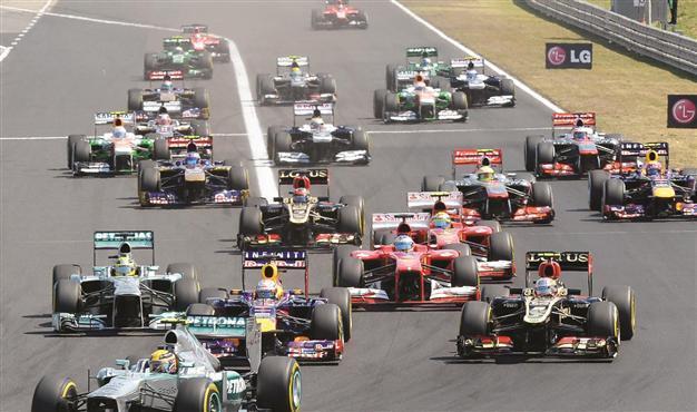 Indian GP dropped for next year, waits for 2015